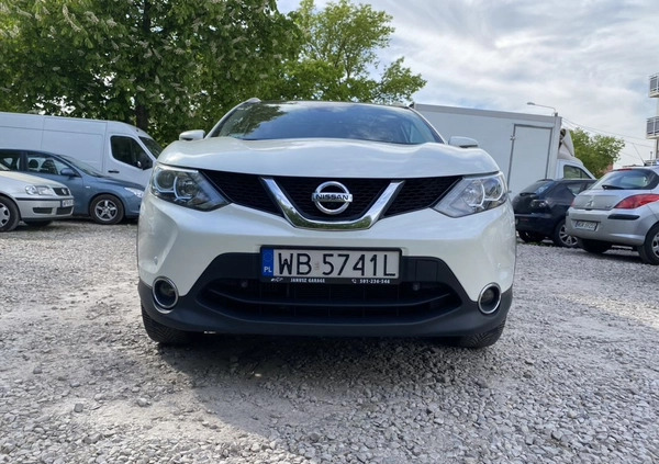 Nissan Qashqai cena 55000 przebieg: 205585, rok produkcji 2015 z Pruszków małe 172